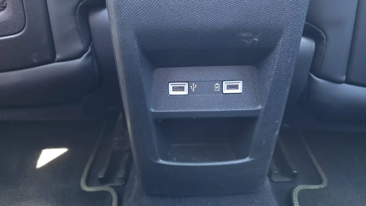 Peugeot 308 308 — photo 29
