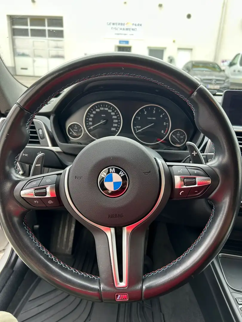 BMW 318 318d Touring Aut. - 1