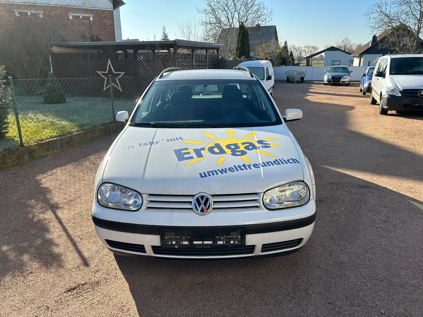 Volkswagen Golf Variant 2.0 Benzin / Erdgas Fehér - 1