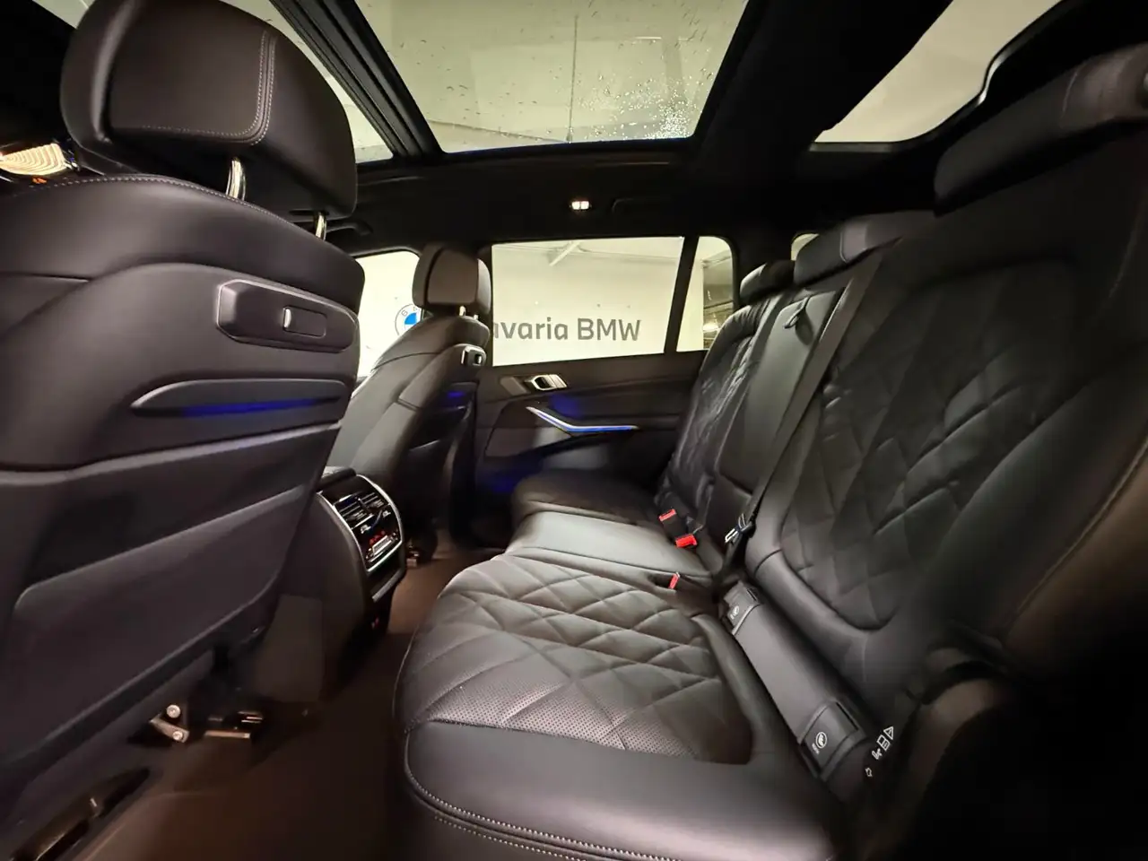 BMW X7 снимка BMW X7