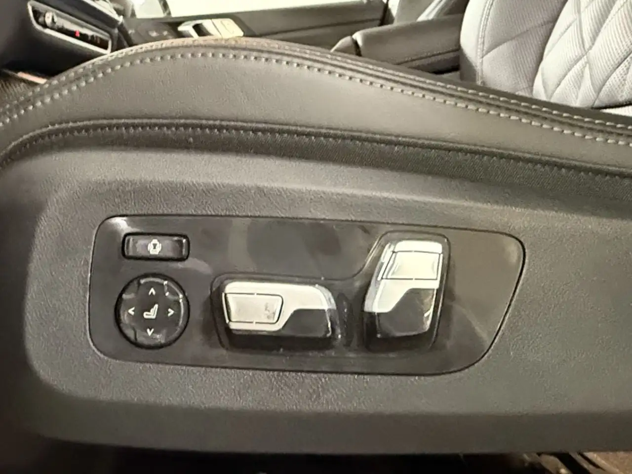 BMW X7 снимка BMW X7
