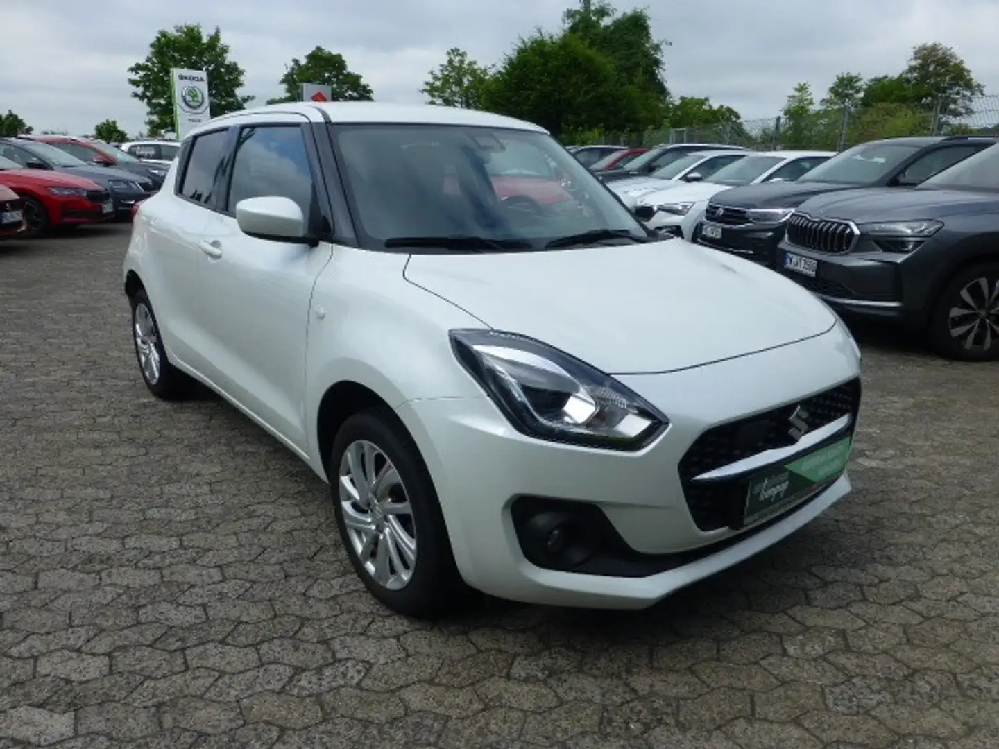Suzuki Swift 1.2 Dualjet Comfort 4x4 Hybrid Klima Wit - 2