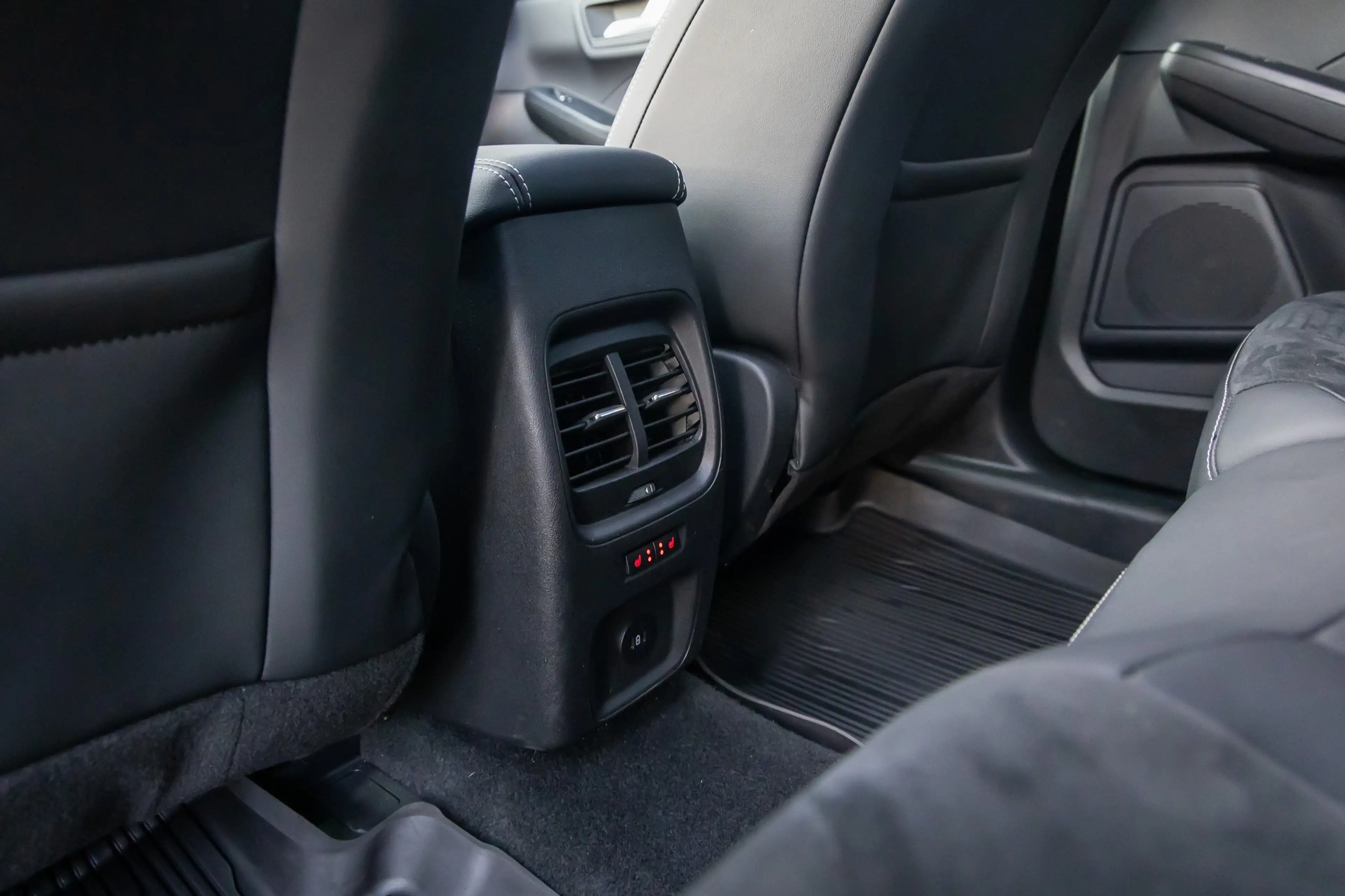 Ford Kuga 2.5 PHEV Active X | Full options! | Trekhaak Elek. — photo 21