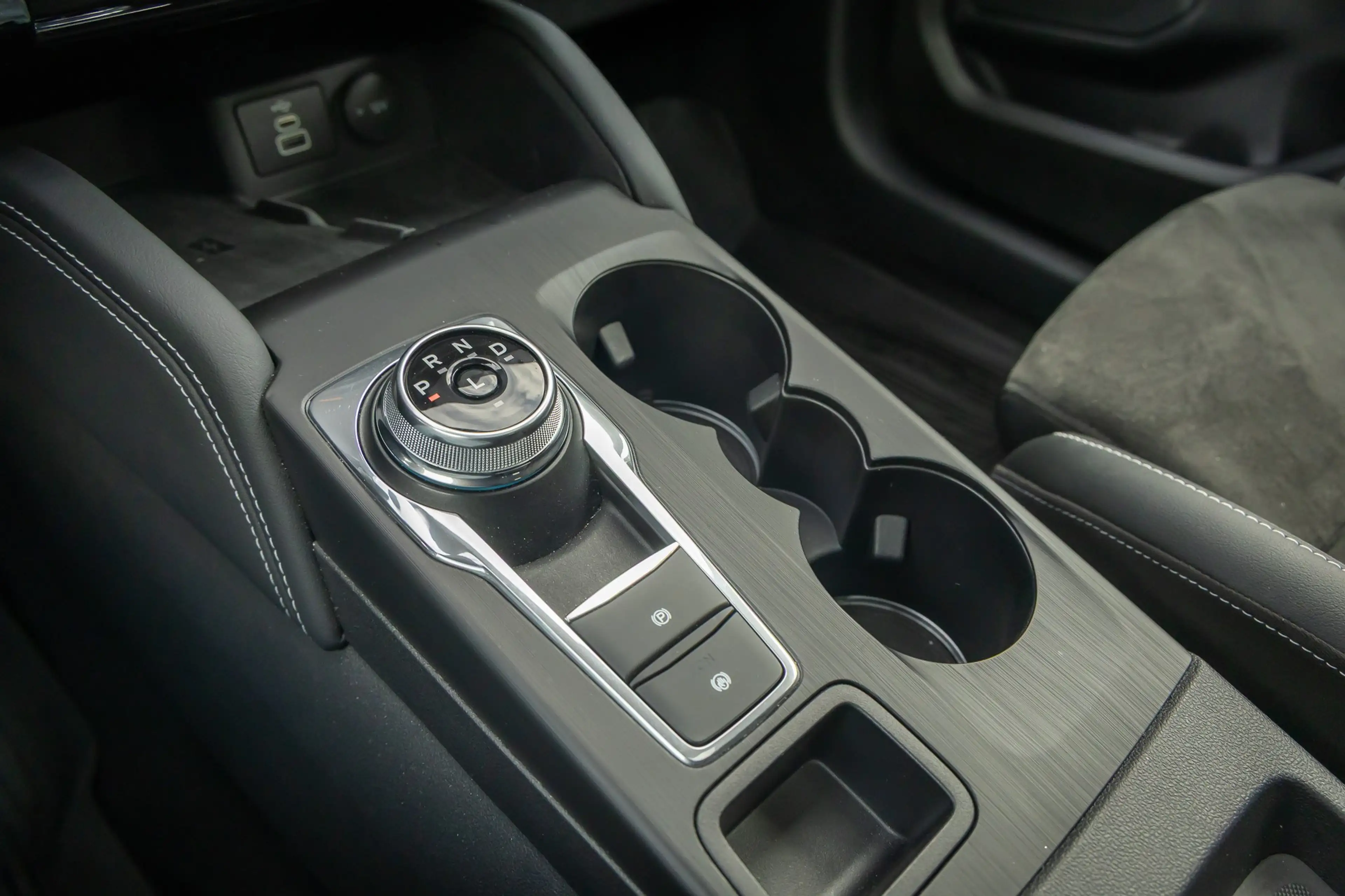 Ford Kuga 2.5 PHEV Active X | Full options! | Trekhaak Elek. — photo 35