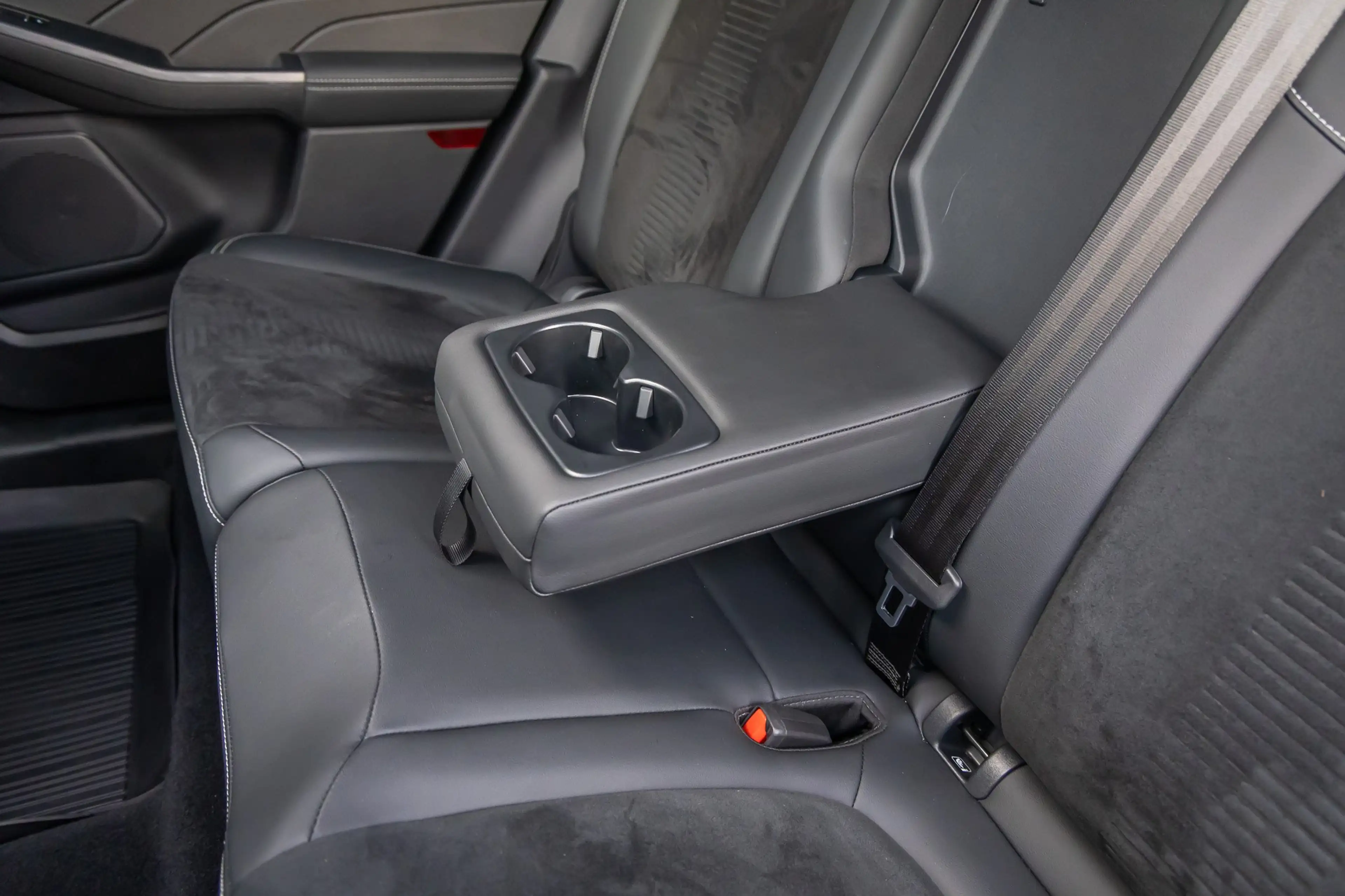 Ford Kuga 2.5 PHEV Active X | Full options! | Trekhaak Elek. — photo 22