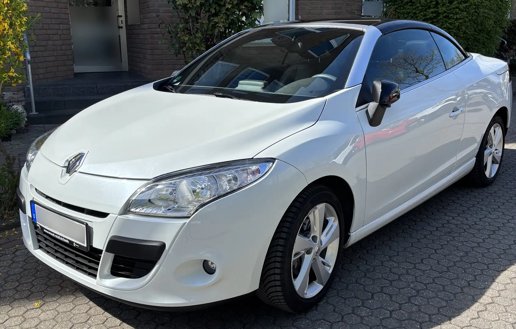 Renault Megane Megane Coupe-Cabriolet Energy TCe 130 Start Weiß - 1
