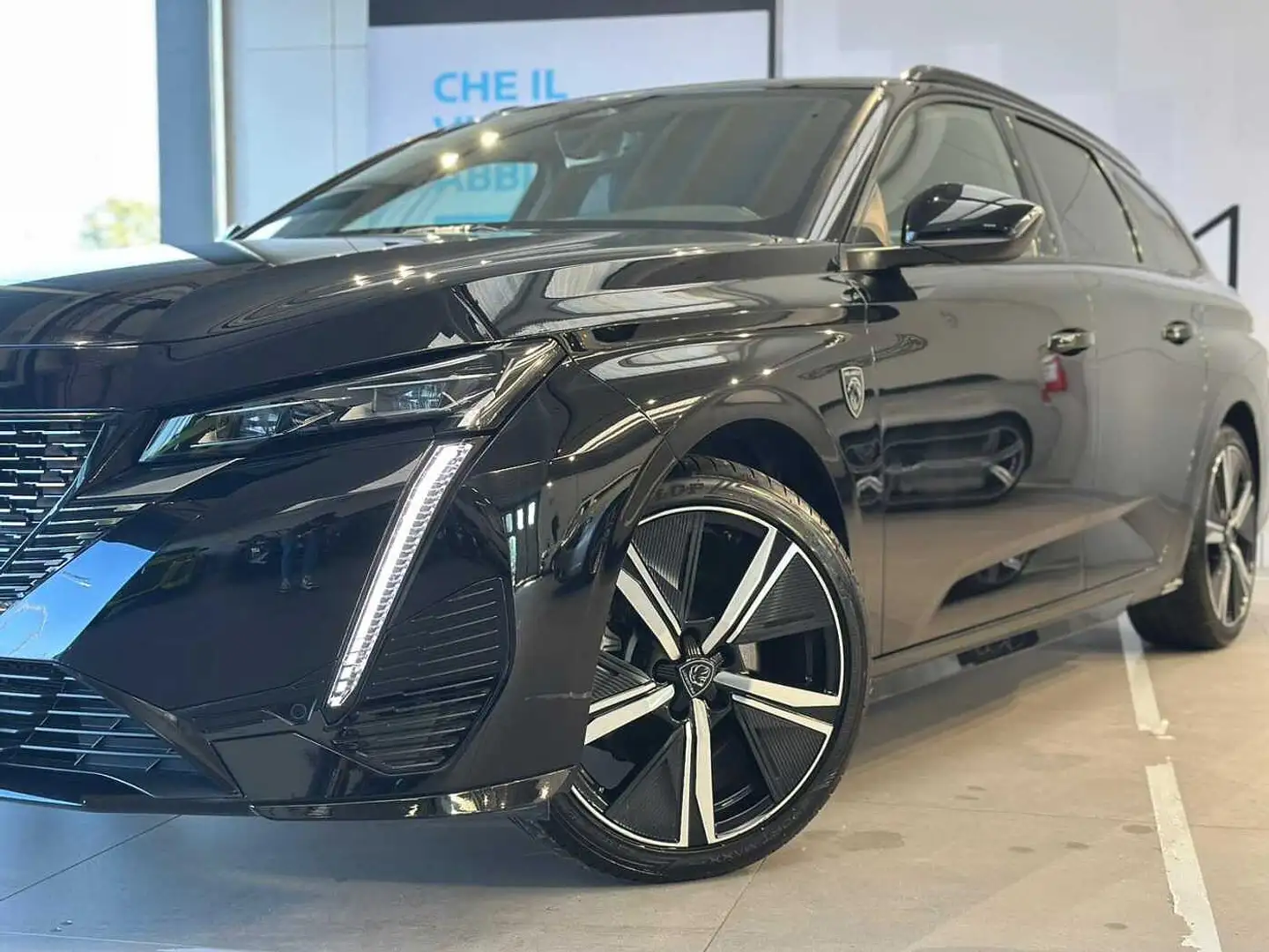 Peugeot 308 3ª serie PureTech Turbo 130 S&S EAT8 SW GT Nero - 2