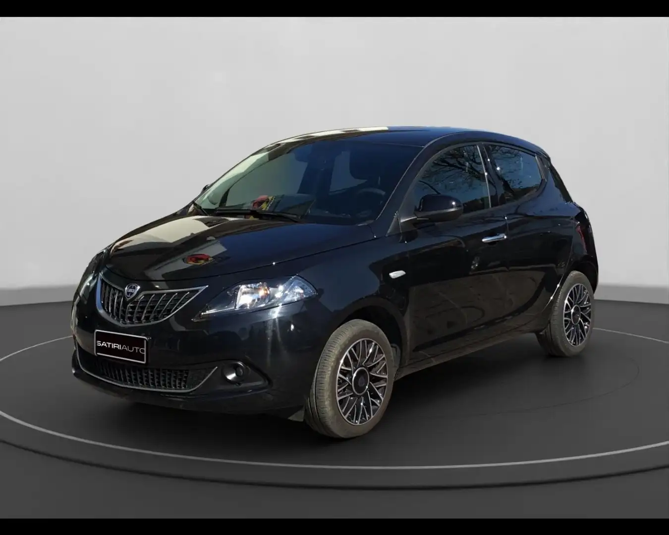 Lancia Ypsilon 1.0 FireFly Hybrid Platino Nero - 1