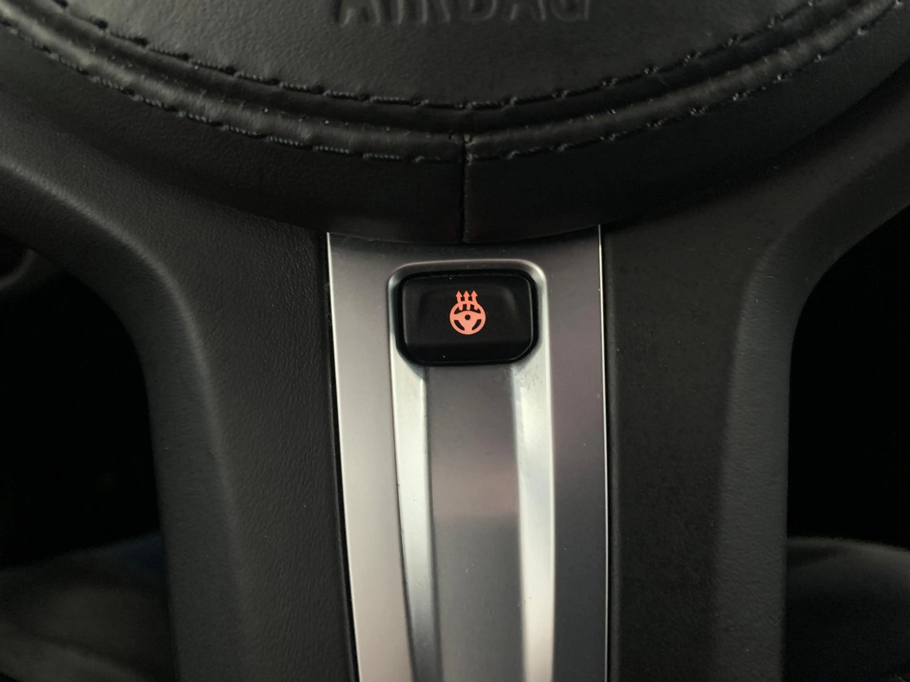BMW 530 e xDr LED Leder Navi+ Kam CockpProf 4xSitzHz — photo 12