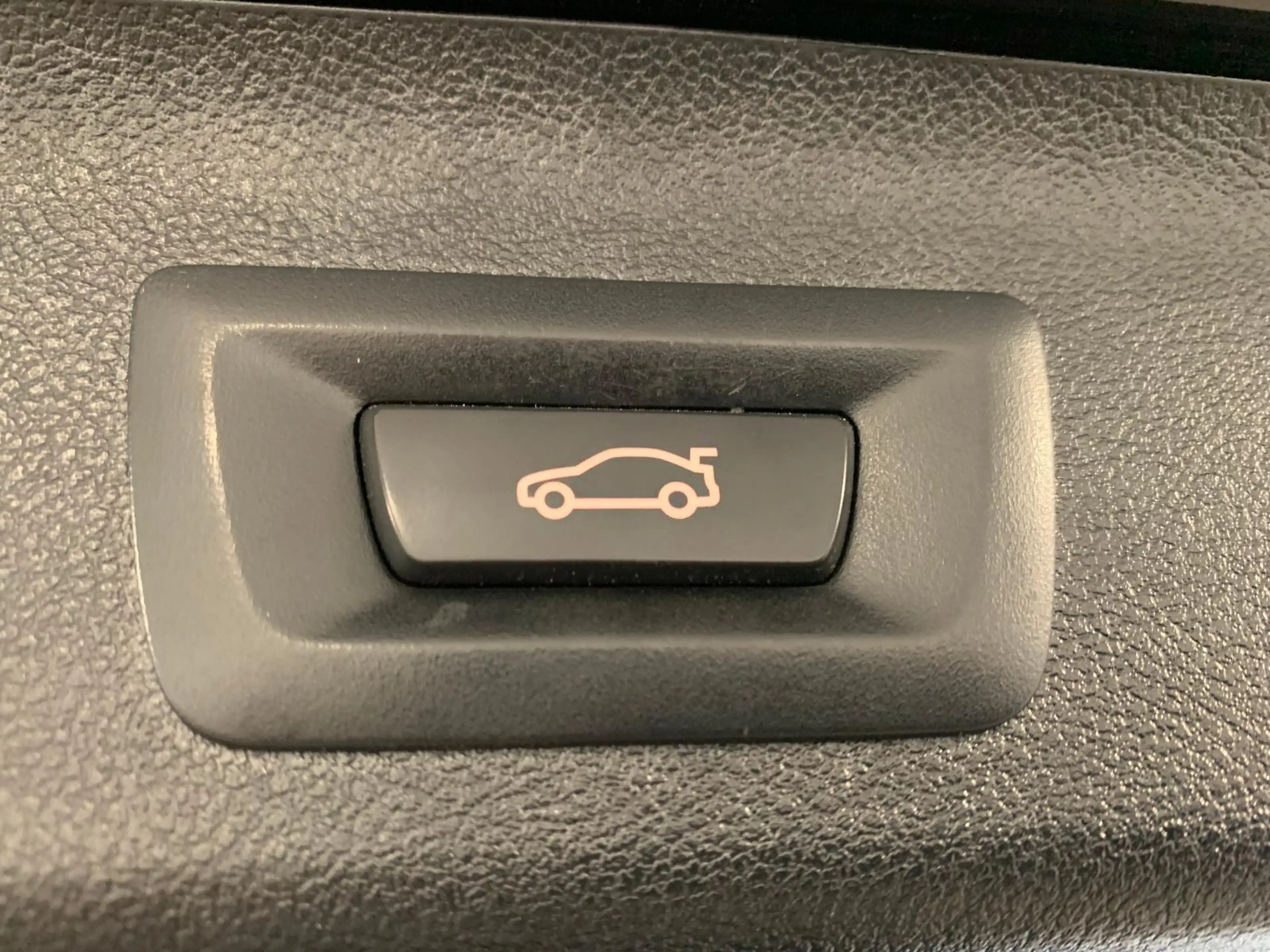 BMW 530 e xDr LED Leder Navi+ Kam CockpProf 4xSitzHz — photo 7