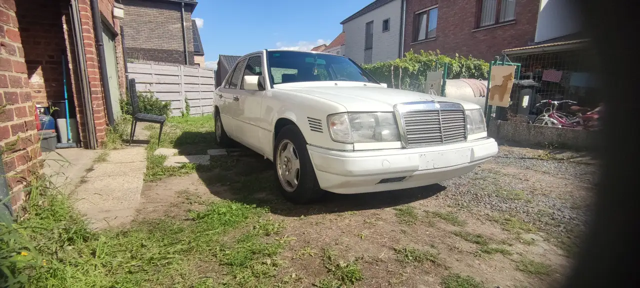 Mercedes-Benz E 300 E300 D Oldtimer prêt à immatriculer, foto 2