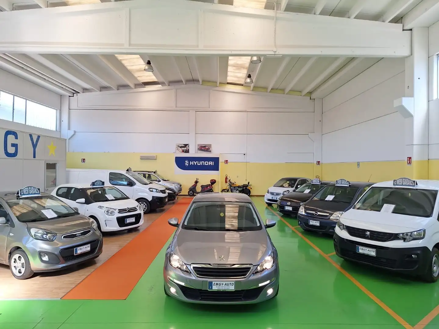Peugeot 308 PureTech Turbo 130 S&S Active Grigio - 2