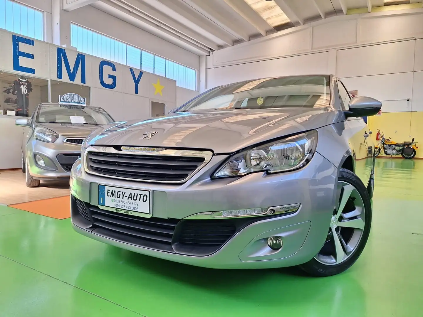 Peugeot 308 PureTech Turbo 130 S&S Active Grigio - 1