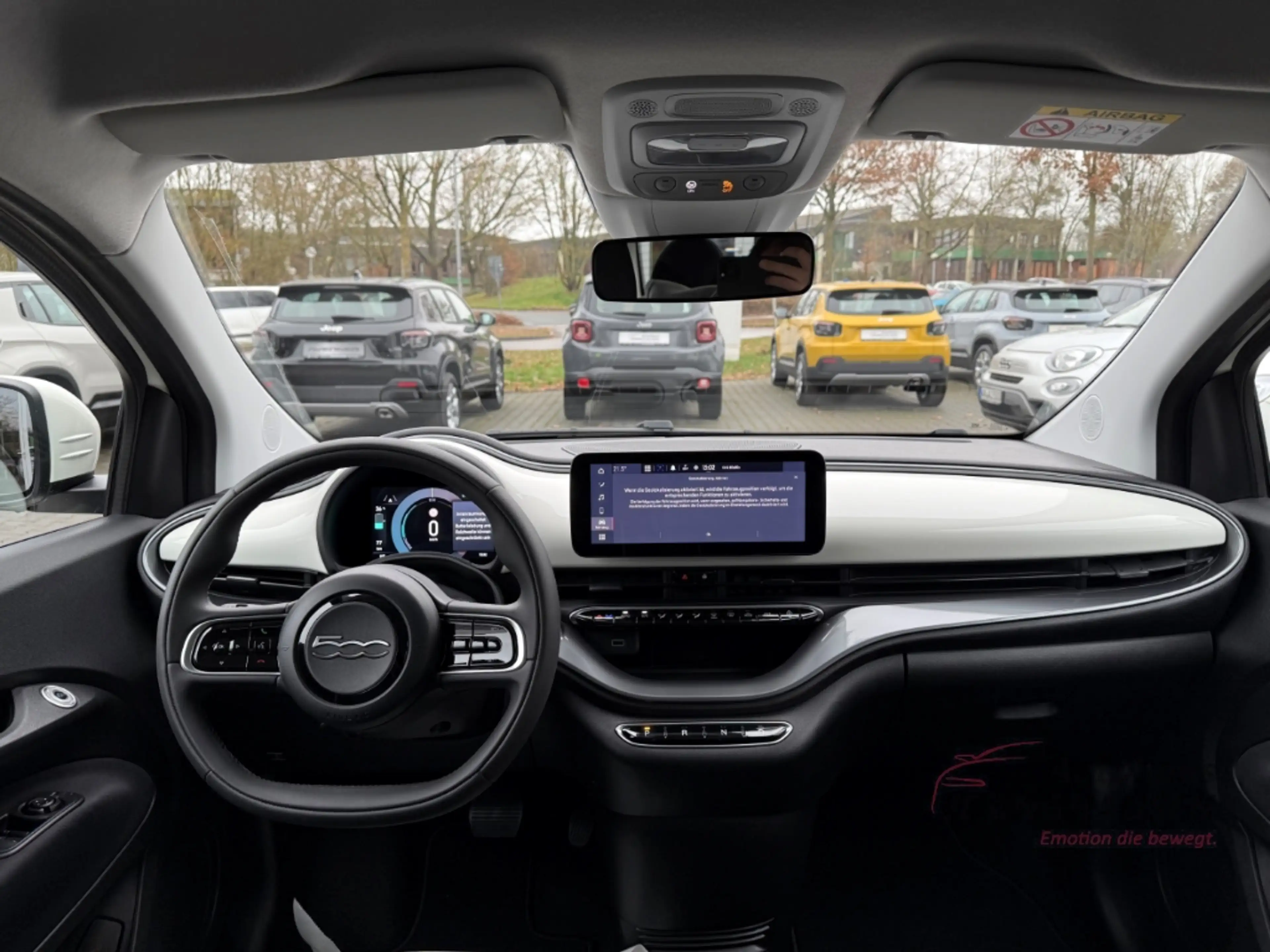 Fiat 500e +Keyless+Klimaaut.+Tempomat+Schildererkennung — photo 12
