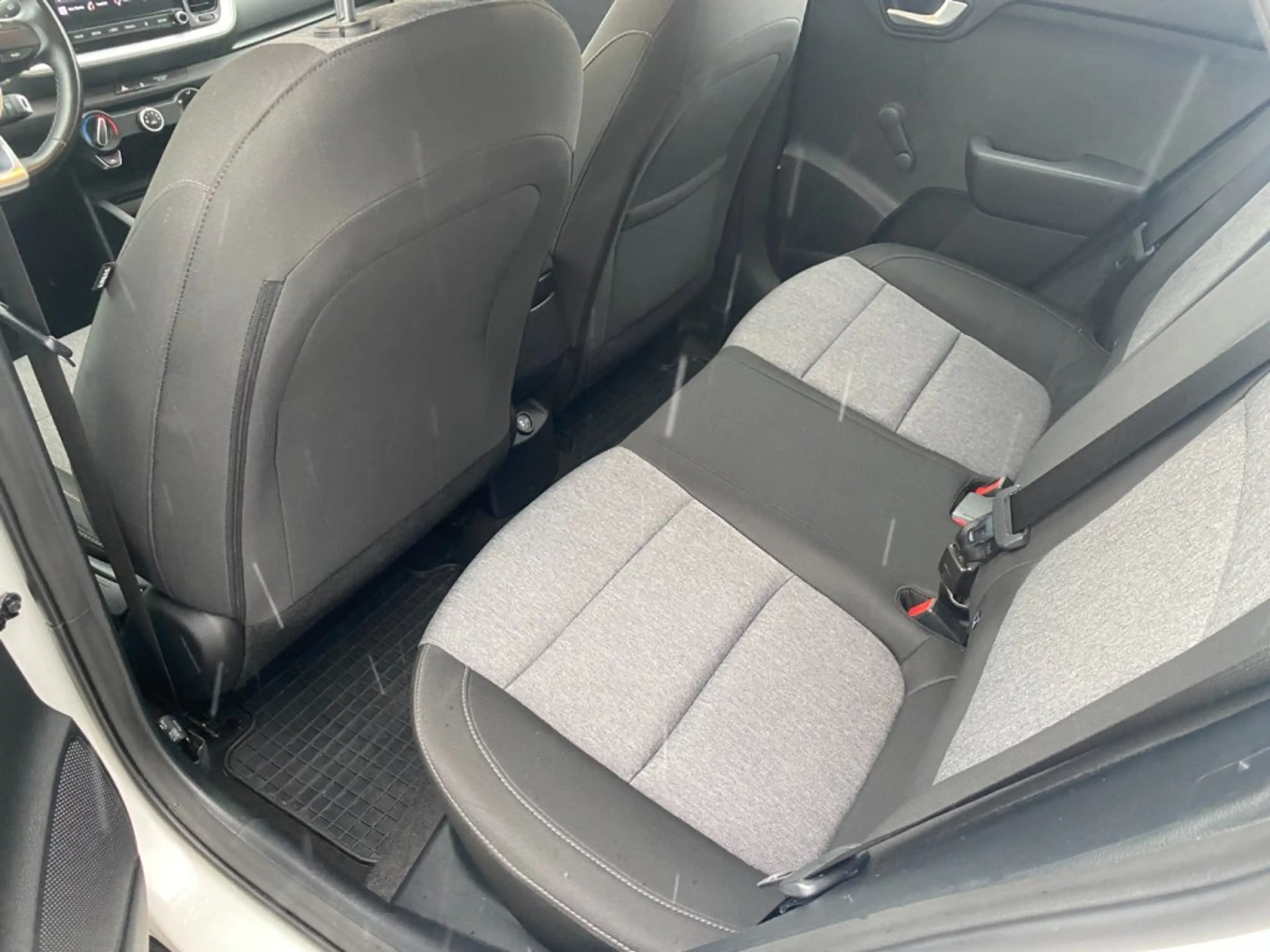 Kia Stonic Titan 1,2 DPI — photo 8