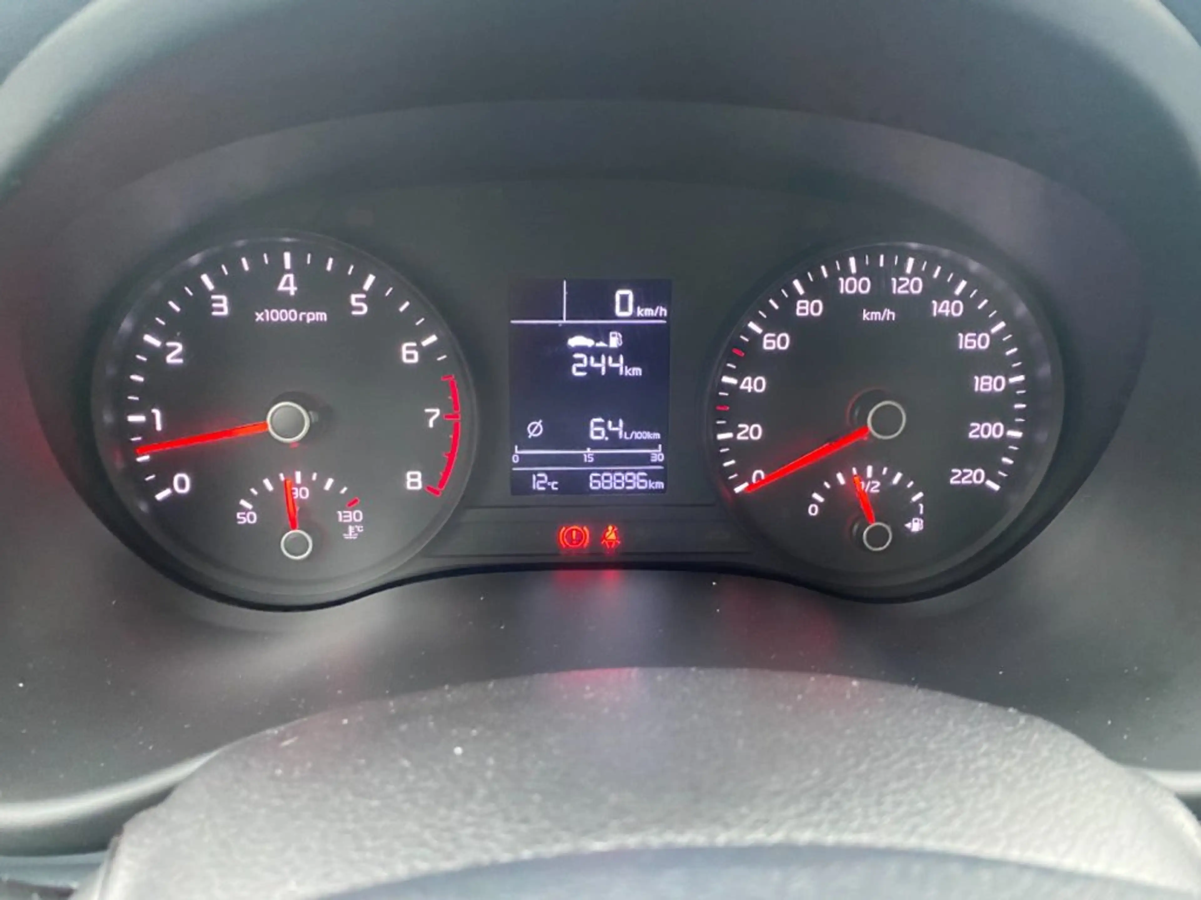 Kia Stonic Titan 1,2 DPI — photo 11