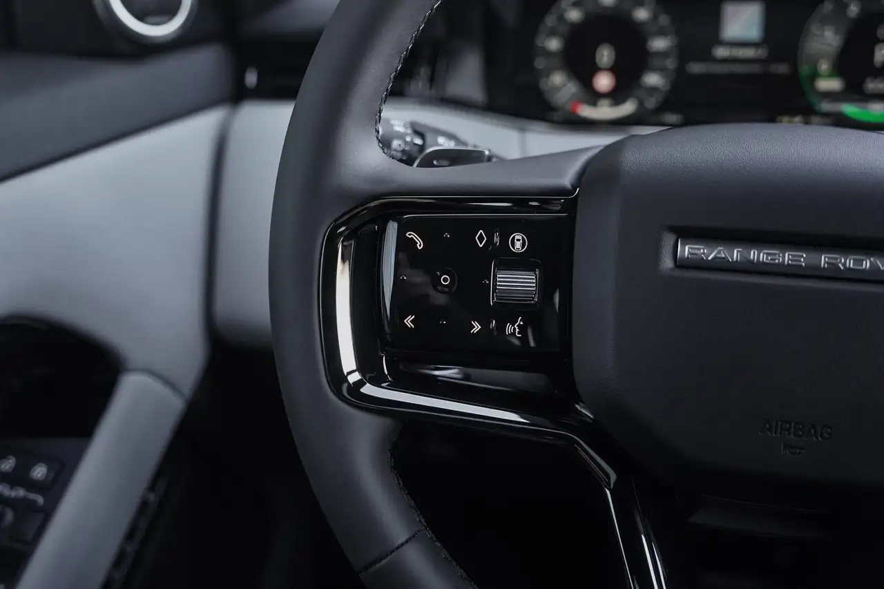 Land Rover Range Rover Evoque 2026 — фото 15