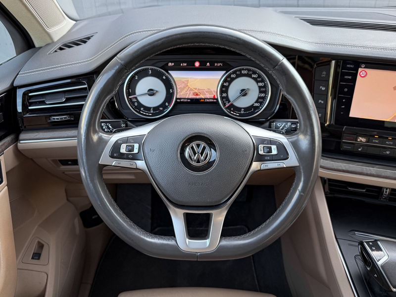 Volkswagen Touareg R-LINE ACC|LUFT|NACHT|PANO|MATRIX|AHK|++ — photo 13