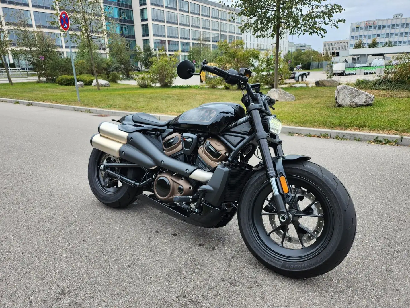 Harley-Davidson Sportster S Siyah - 1