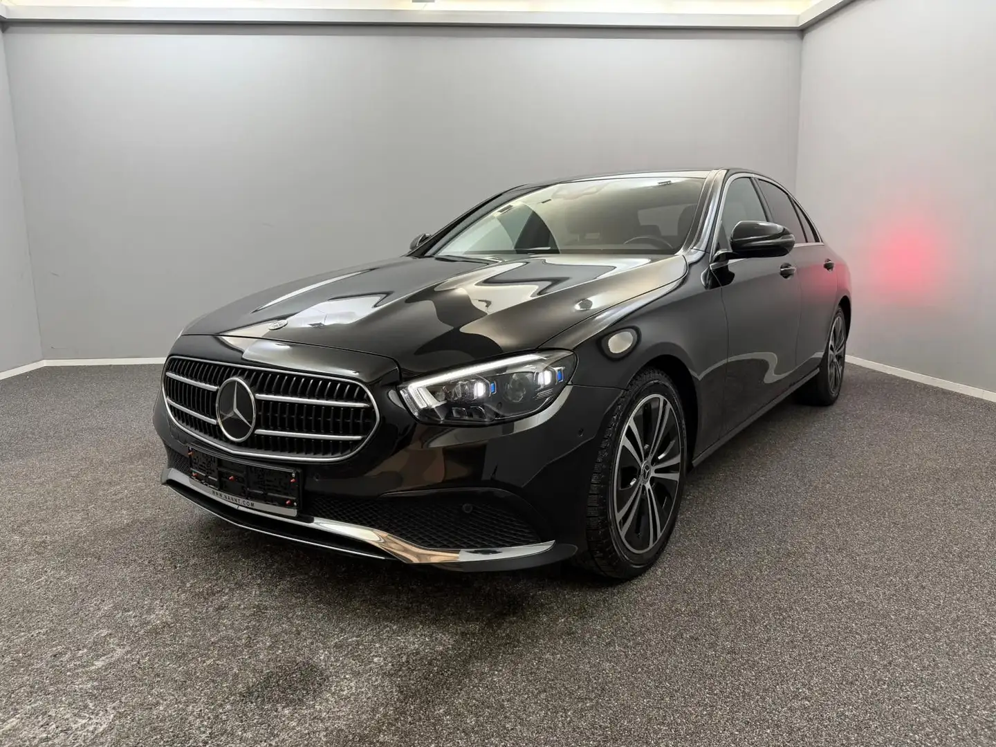 Mercedes-Benz E 220 d Limo Avantgarde 2x*PANO*MBEAM*WIDE*DISTR+ Noir - 1