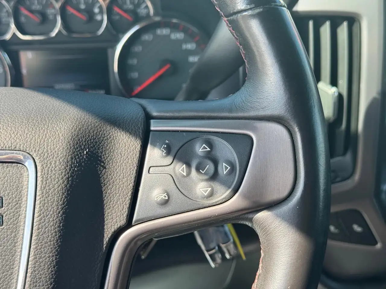 GMC Sierra 1500 снимка GMC Sierra 1500