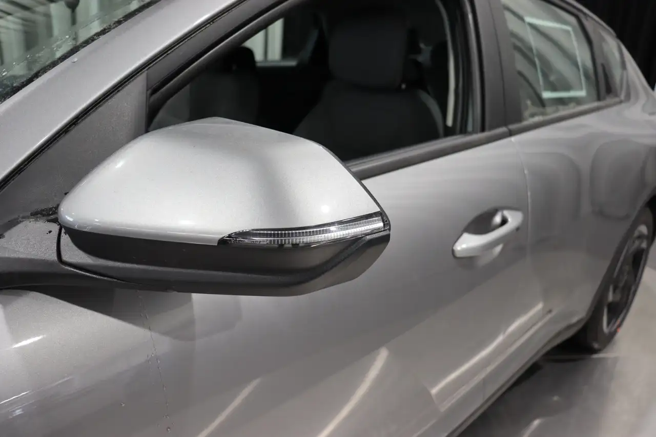 Kia K4 fotografie Kia K4