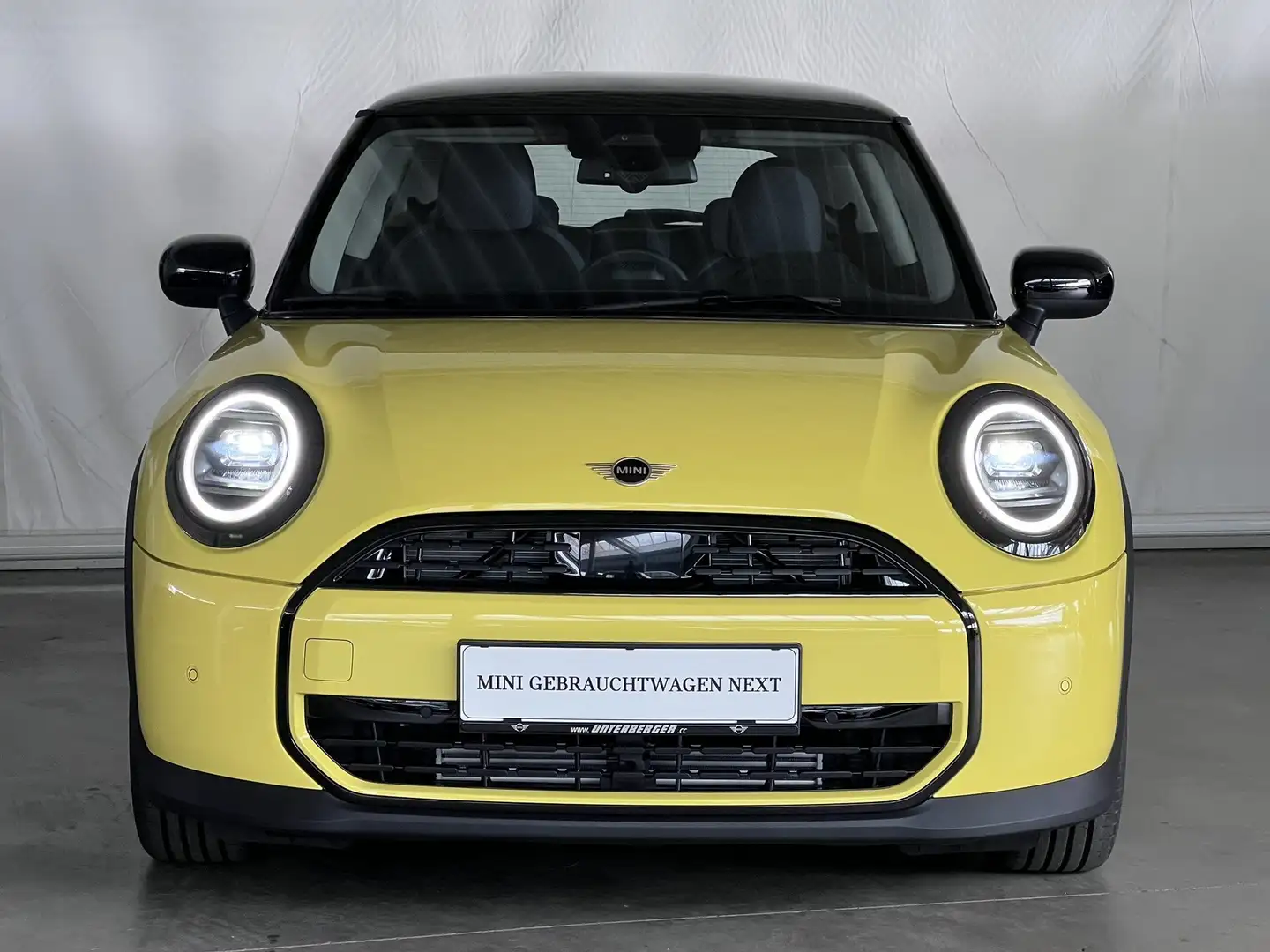 MINI Cooper C Classic Trim / Paket S verfügbar ab: 05/25 Gelb - 2