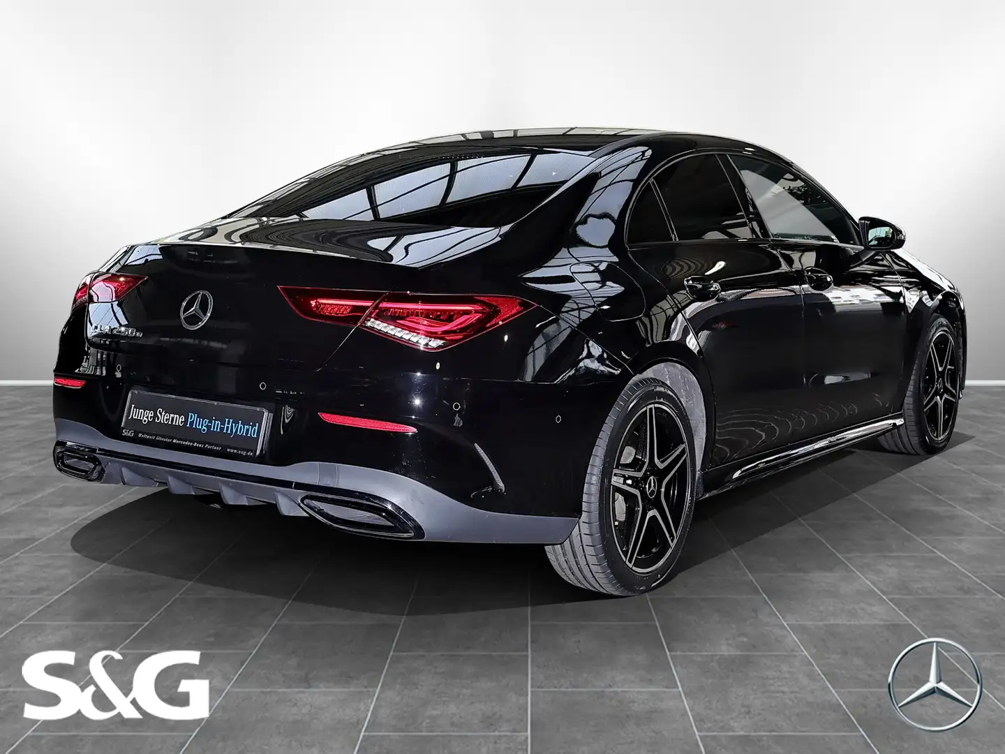 Mercedes-Benz CLA 250 e Coupé AMG NIGHTPAKET+TOTWINKEL+CARPLAY Negro - 2
