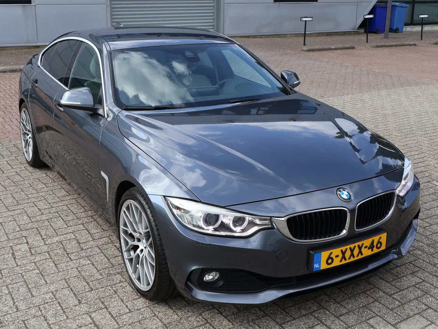 BMW 420 Gran Coupé CARPLAY/NAP/CAMERA/SFEER/19INCH Grijs - 1
