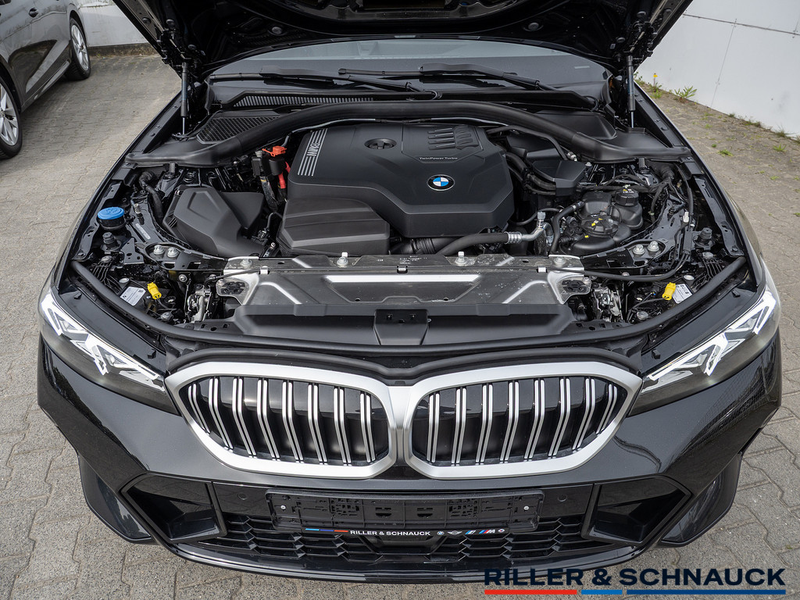 BMW 330 i Touring xDrive M-Sport ACC+KAM+LED+NAVI+ — photo 14