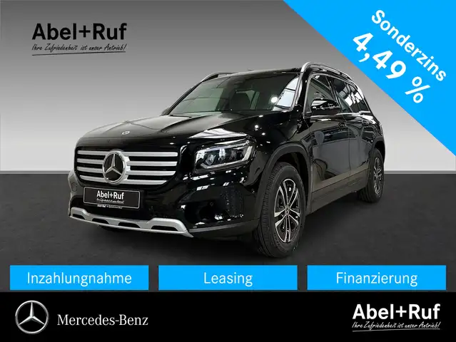 Mercedes-Benz GLB main image