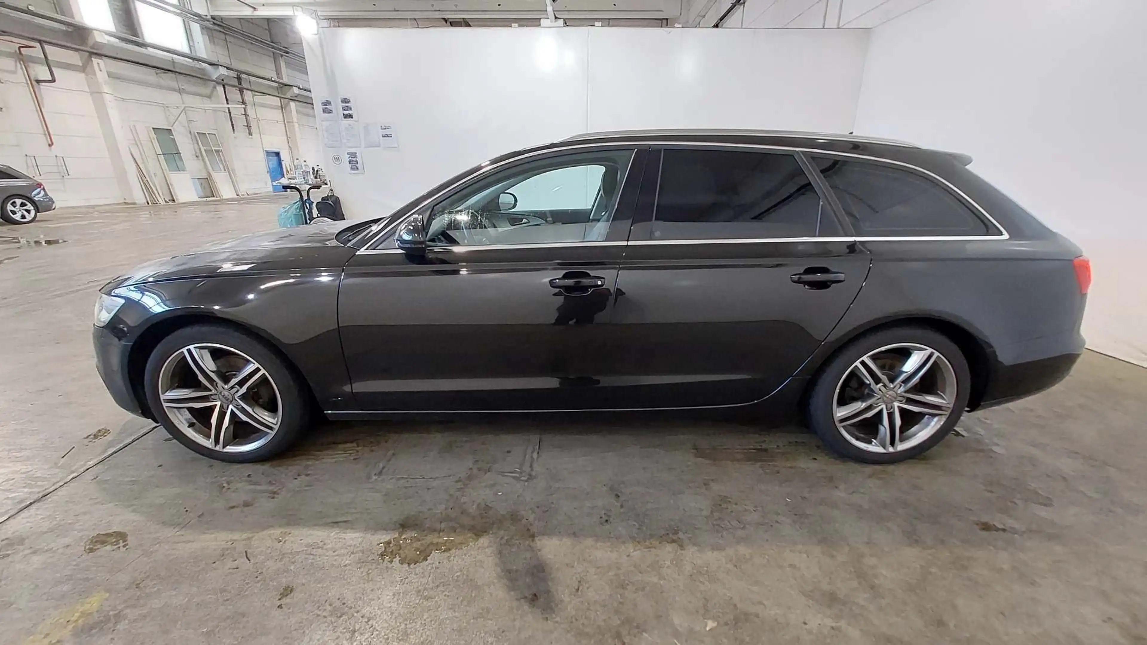 Audi A6 Avant 2.8 FSI *Leder-Xenon-Navi-AHK* — photo 2