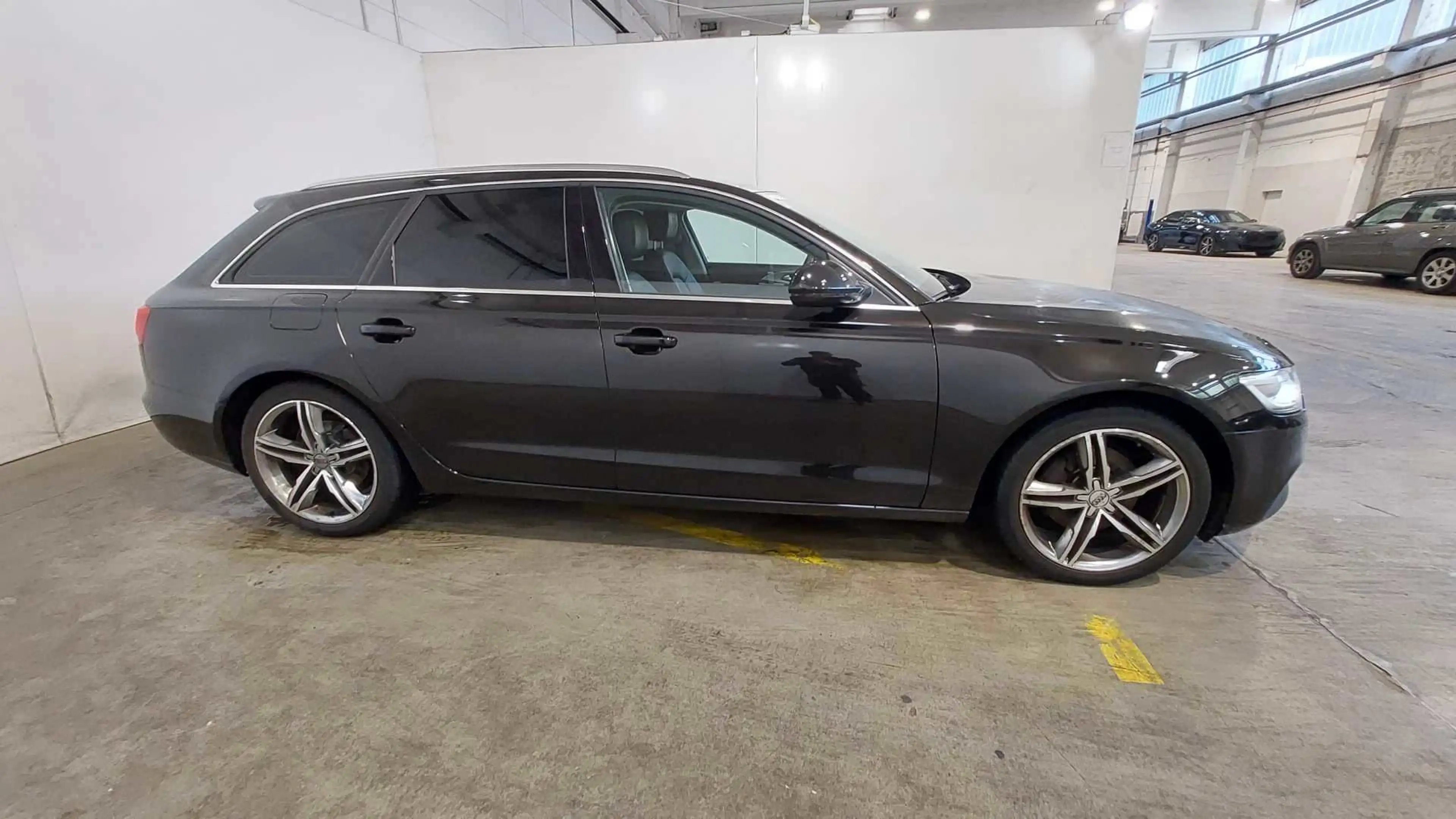 Audi A6 Avant 2.8 FSI *Leder-Xenon-Navi-AHK* — photo 6