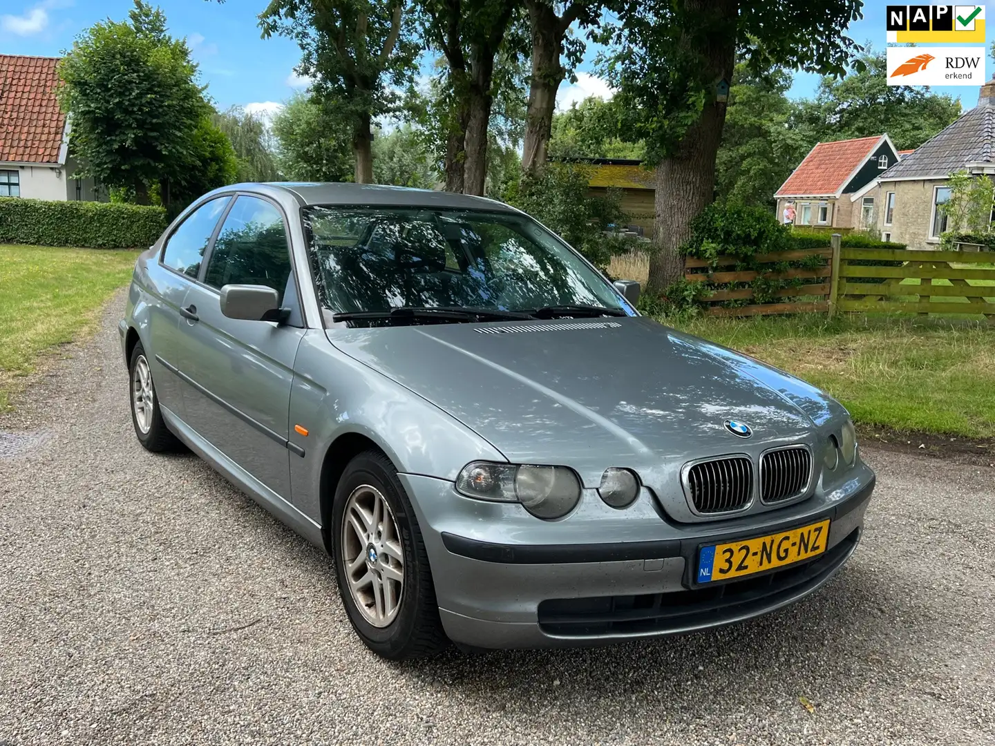 BMW 316 3-serie Compact 316ti Essence |Nieuwe apk + Automa Grijs - 1