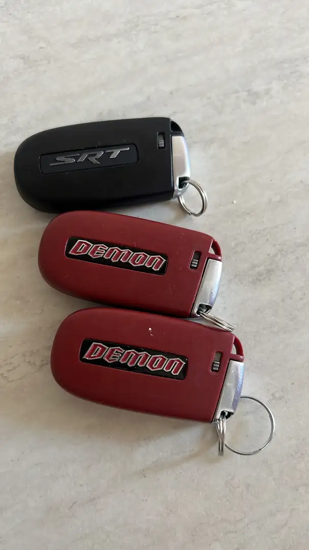 Dodge Challenger DEMON - 2