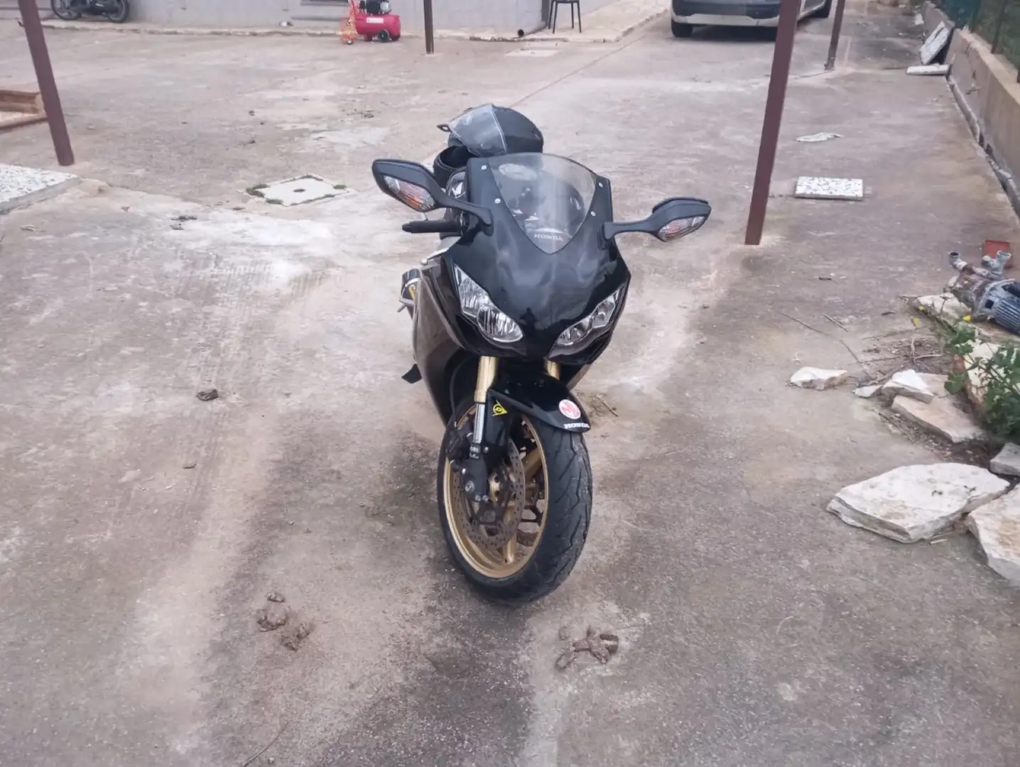 Honda CBR 1000 Negru - 2