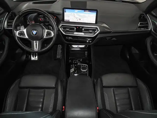 BMW X3 view 11