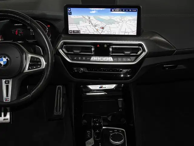 BMW X3 view 13