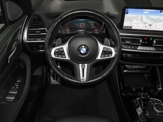 BMW X3 view 12