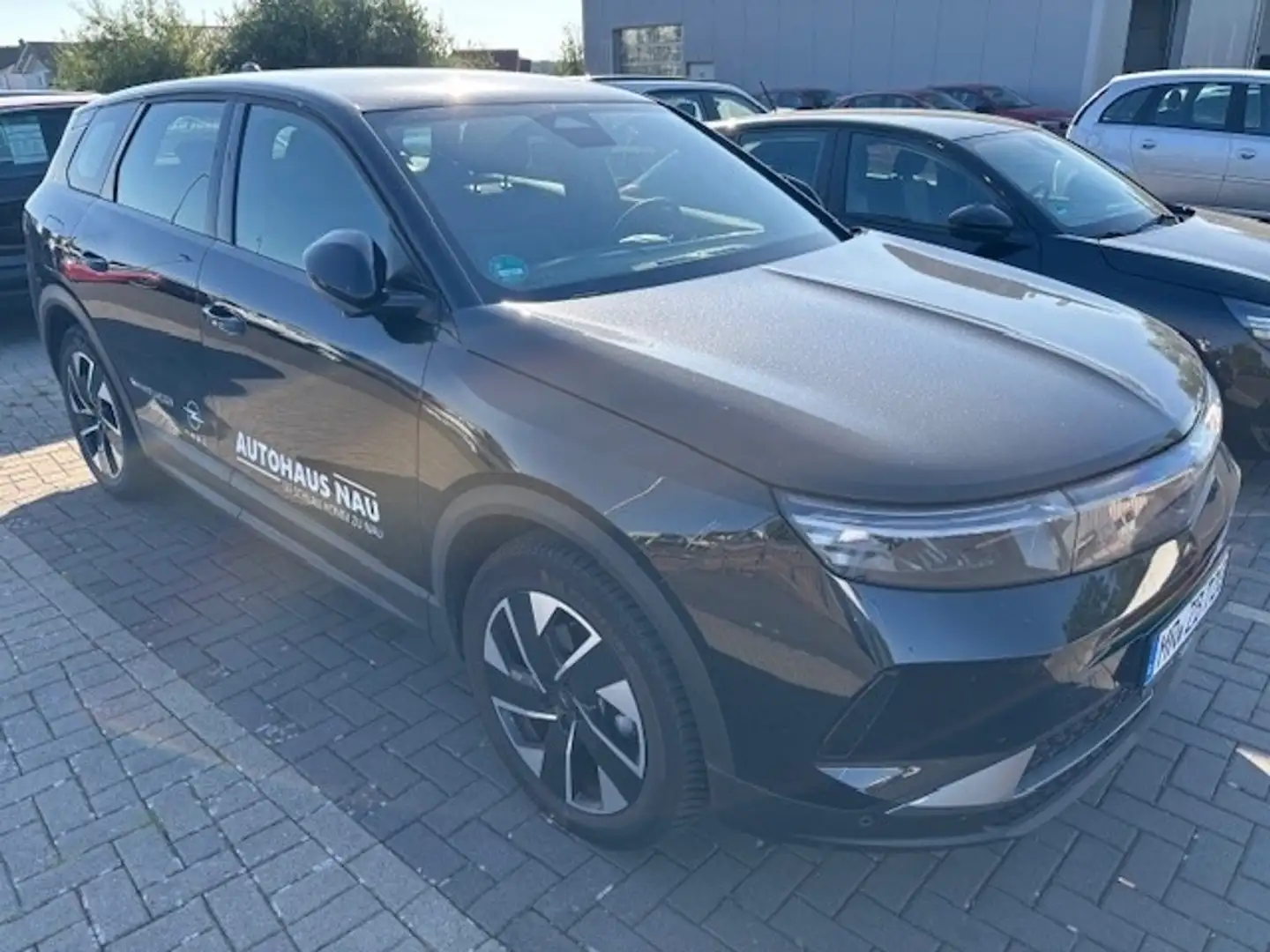 Opel Grandland 100kW 1.2 48V Mild- Edition FLA KAM Nero - 2