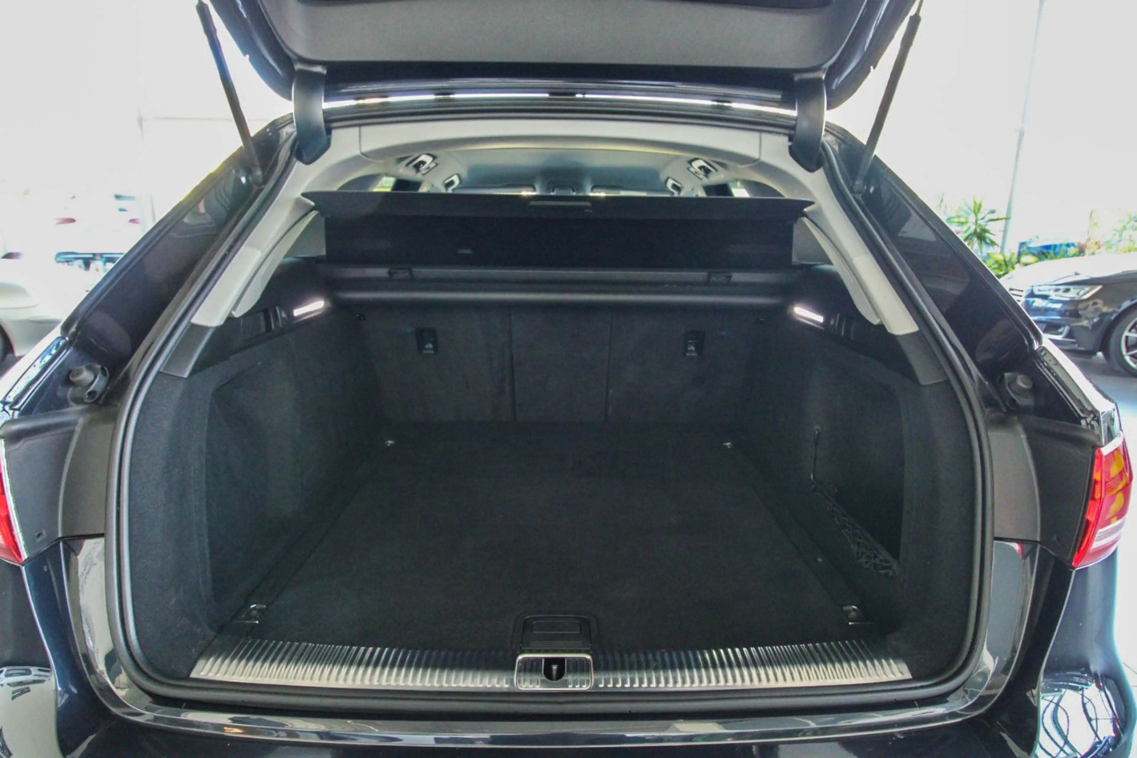 Audi A4 Avant 2.0 TDI S tronic sport/ACC/AHK/Kamera/ — photo 7