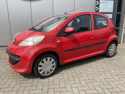 Peugeot 107 1.0-12V XS elektrische ramen | Centrale vergrendel