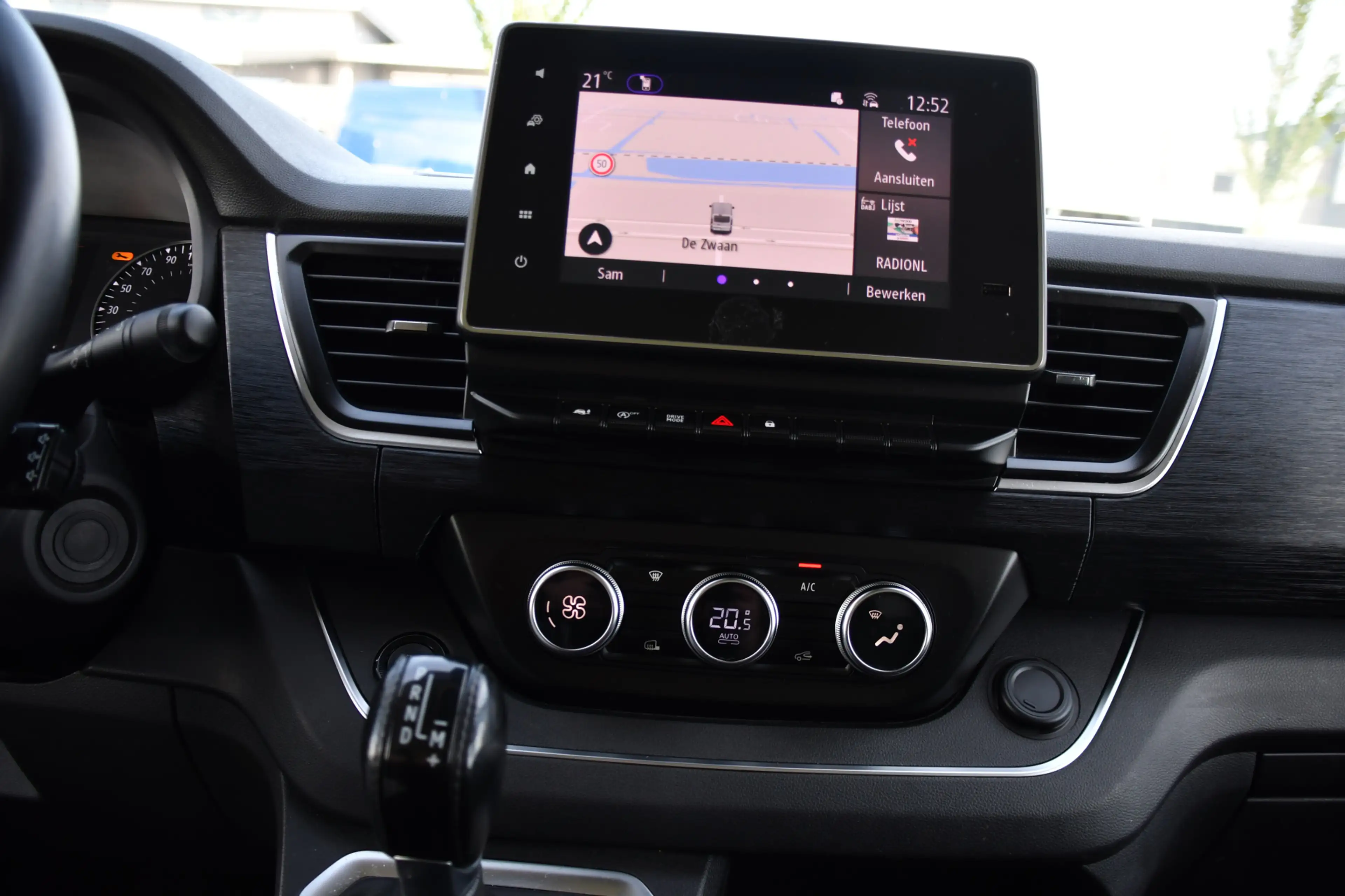 Renault Trafic 2.0 dCi 150 T29 L1H1 PB Edition Camer, Cruise, Car — photo 18