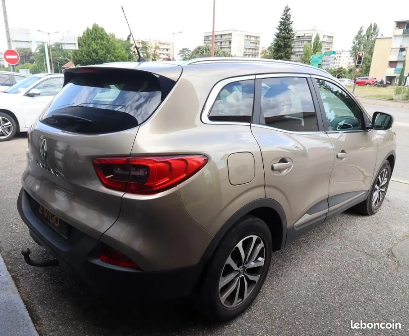 Renault Kadjar 1.6 DCI 130 ENERGY BUSINESS + ATTELAGE RADAR AV+AR Beige - 2