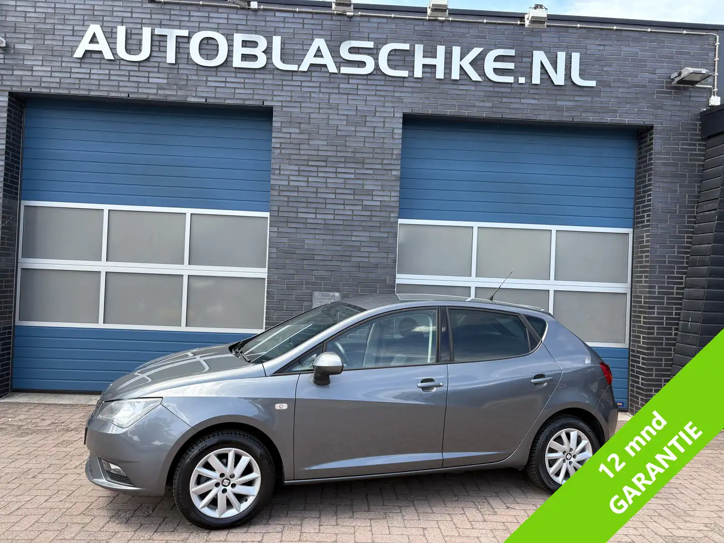 SEAT Ibiza 1.2 TSI Style, climate/cruise control Gris - 1