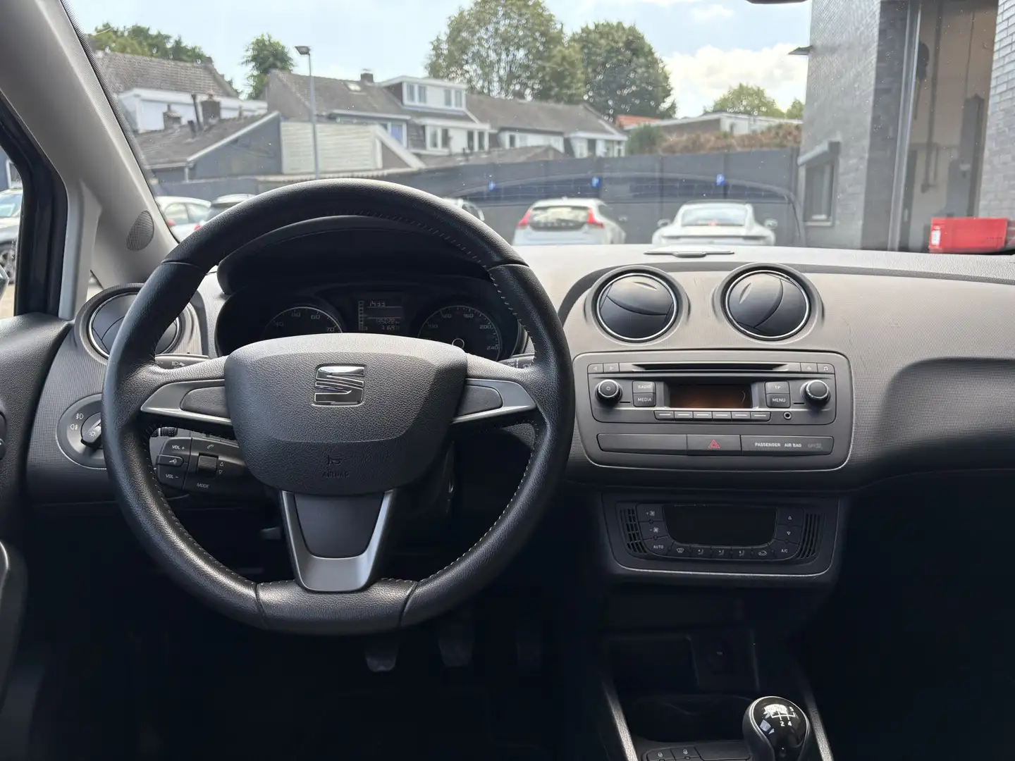 SEAT Ibiza 1.2 TSI Style, climate/cruise control Gris - 2