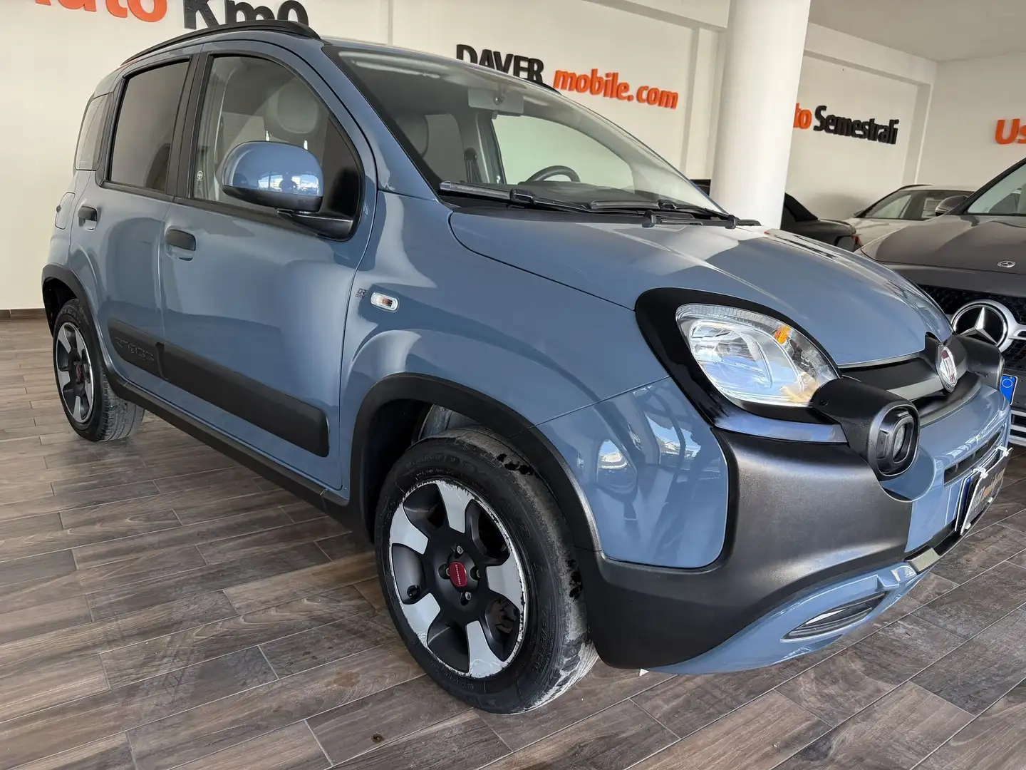 Fiat Panda 1.0 FireFly S&S Hybrid City Cross Blu/Azzurro - 1