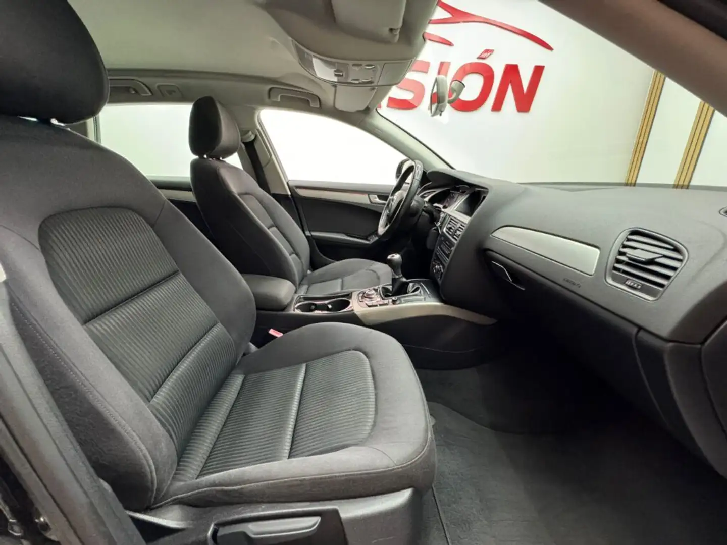 Audi A4 Avant 1.8 TFSI Negro - 2