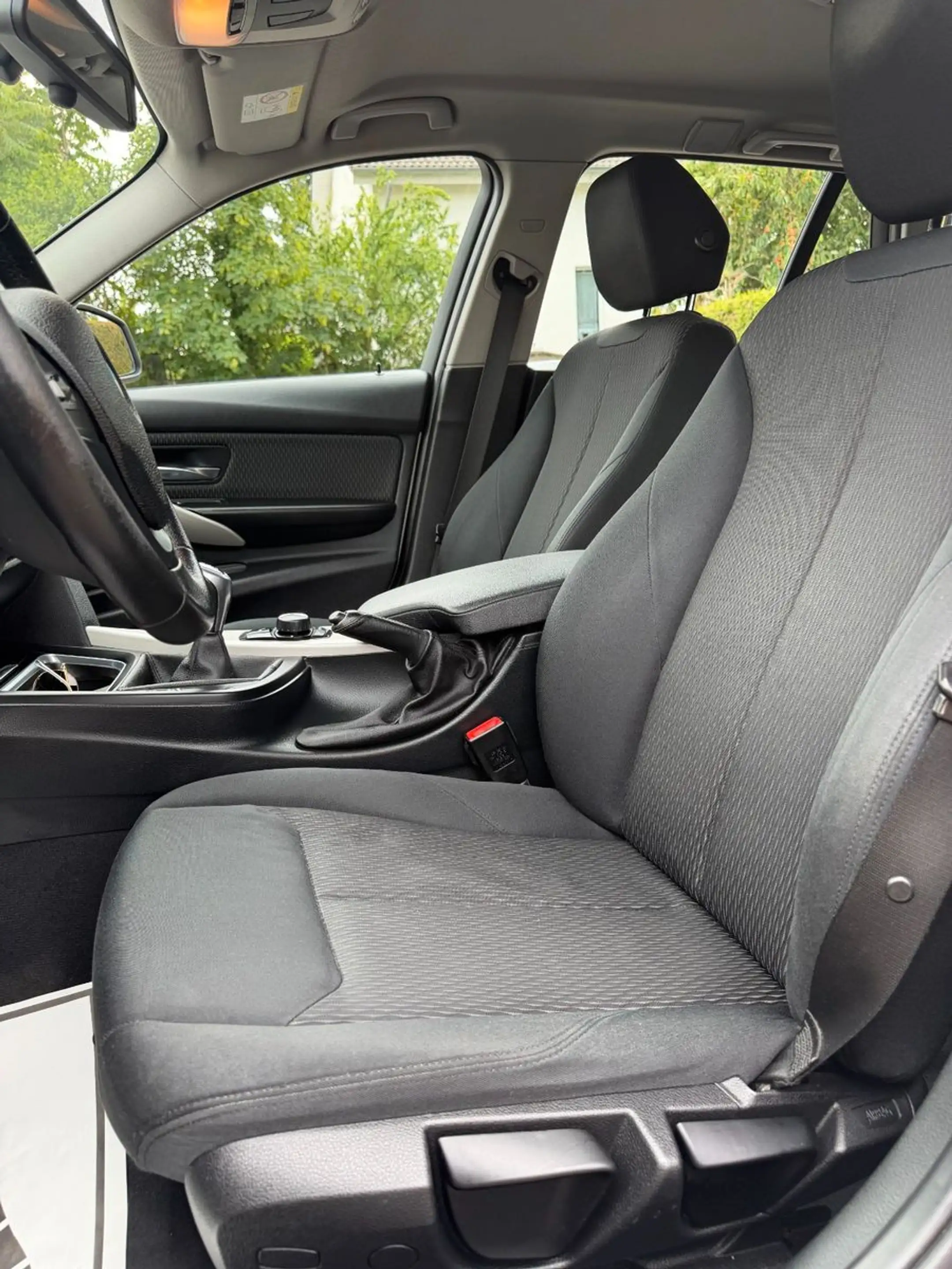 BMW 320 d Touring Sitzheizung 2 HAND EURO 6 TOP — photo 15