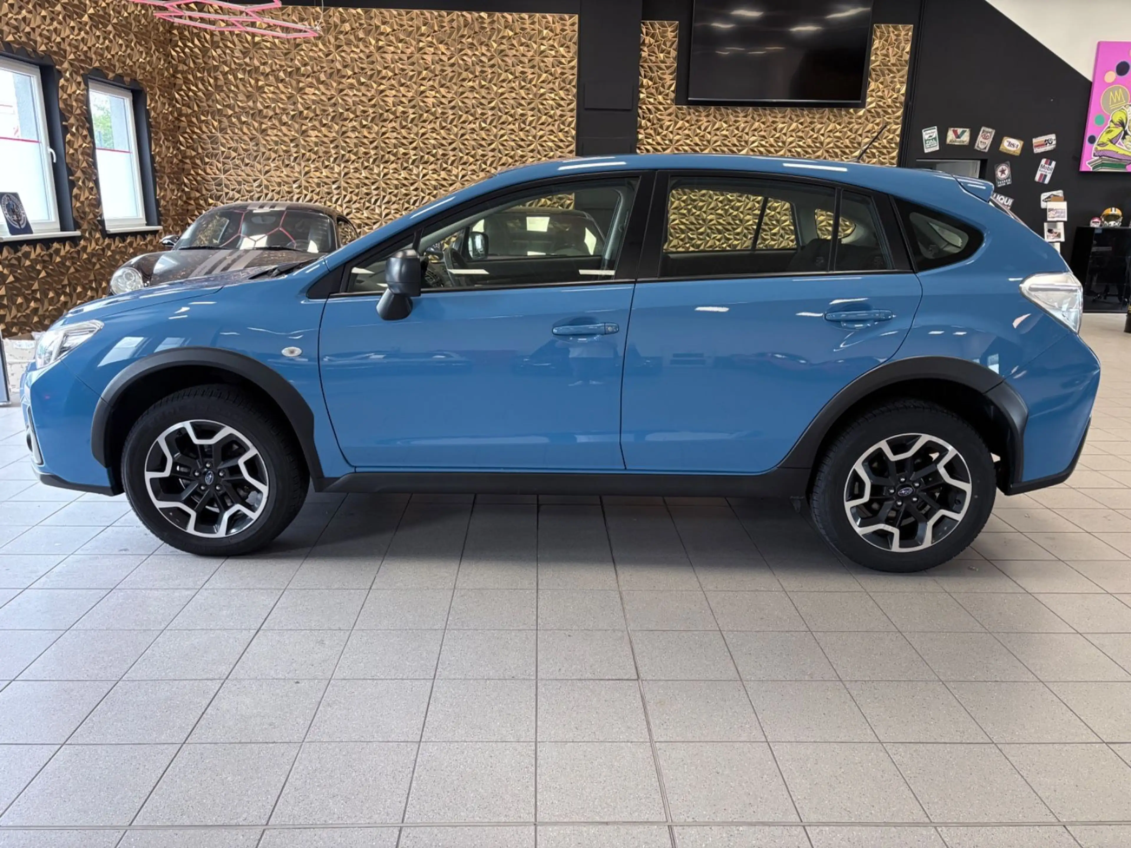 Subaru XV Active Automatik/ Allrad/8 Fach Bereift ALLU — photo 4